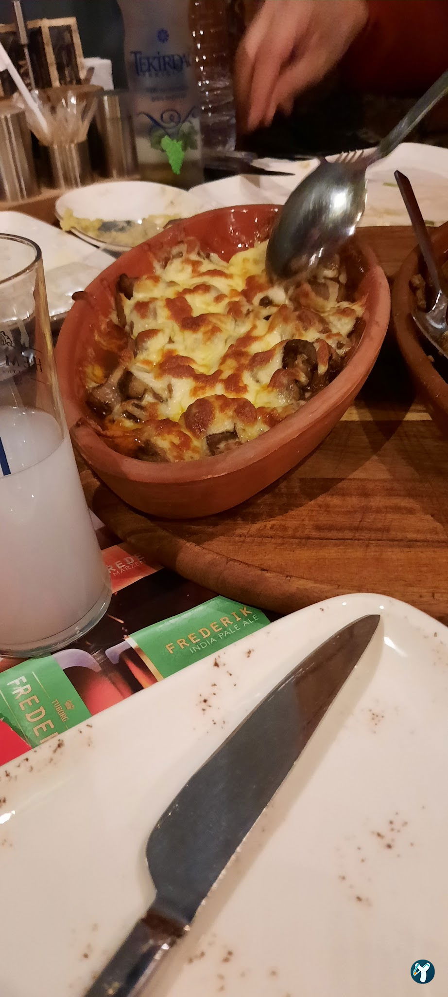 Hemdem Meyhanesi