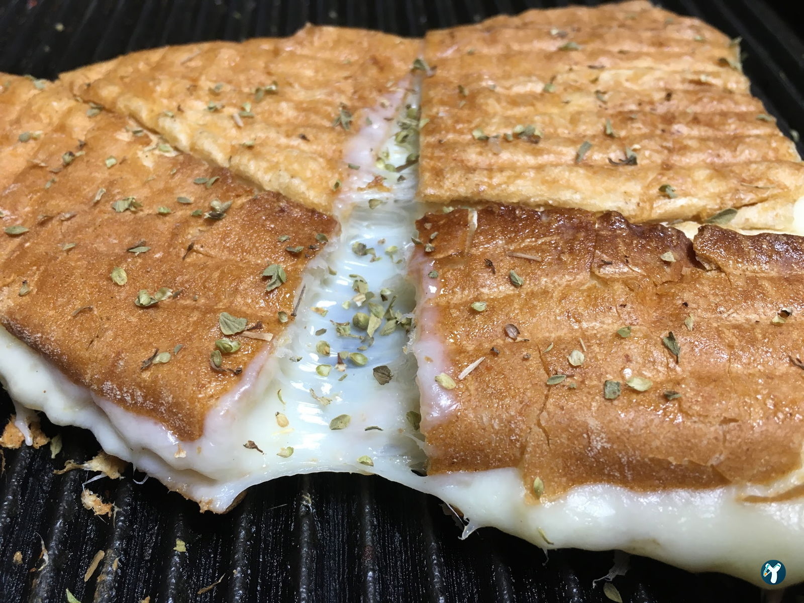Son Durak Büfe~Şehrin En Iyi Tostçusu