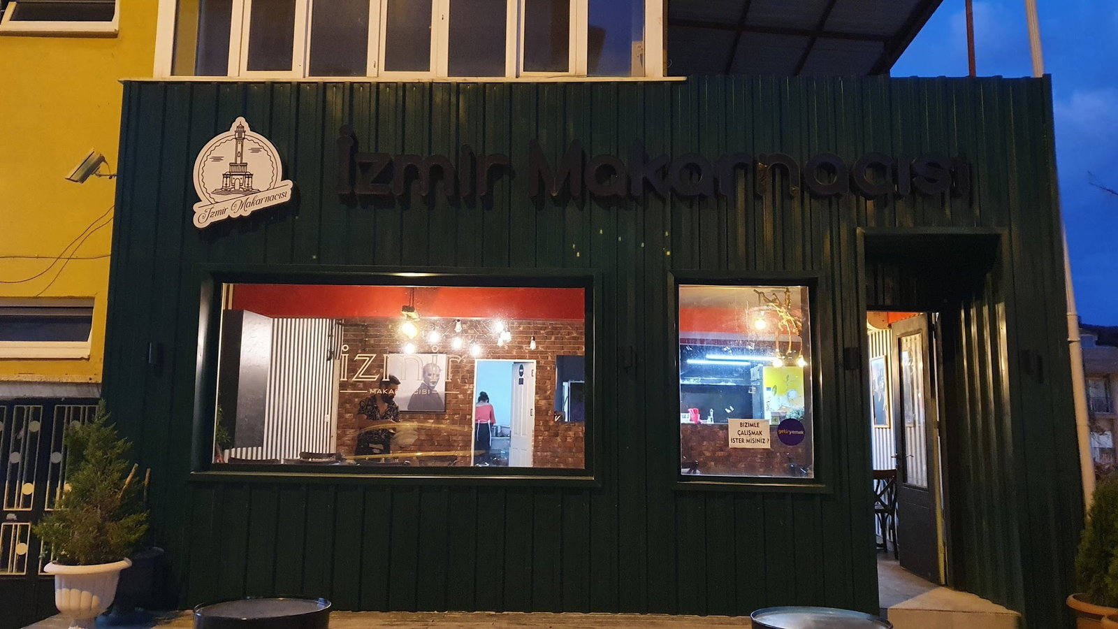 İzmir Makarnacısı