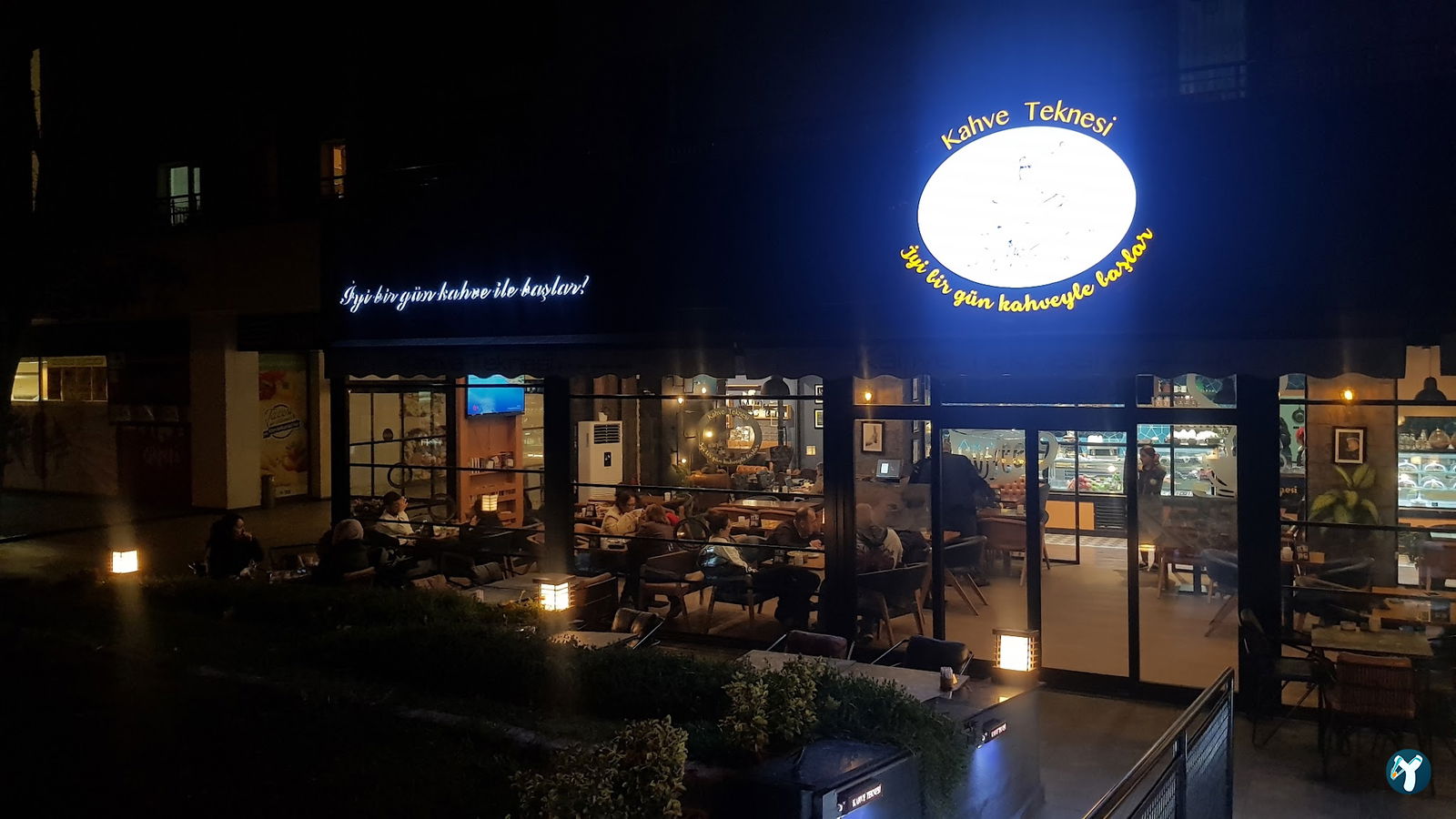 Kahve Teknesi Cafe Restaurant Beylikdüzü