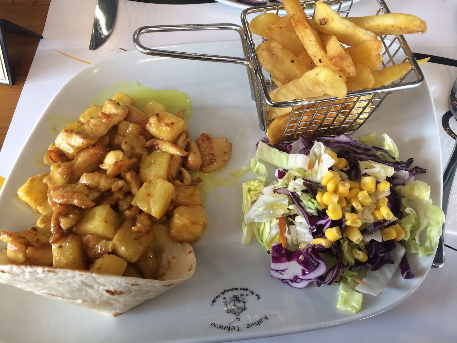 Kahve Teknesi Cafe Restaurant Beylikdüzü