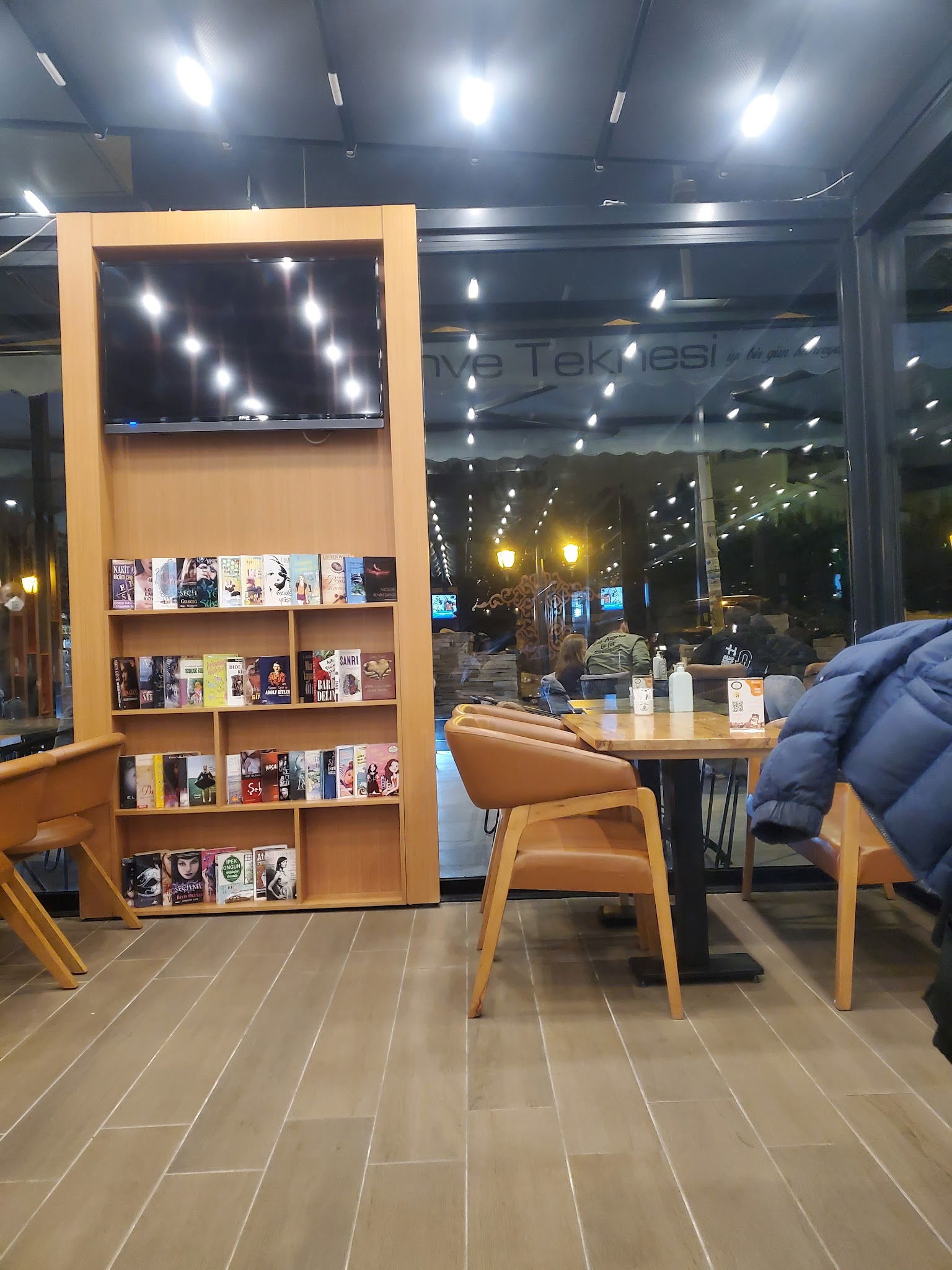 Kahve Teknesi Cafe Restaurant Beylikdüzü