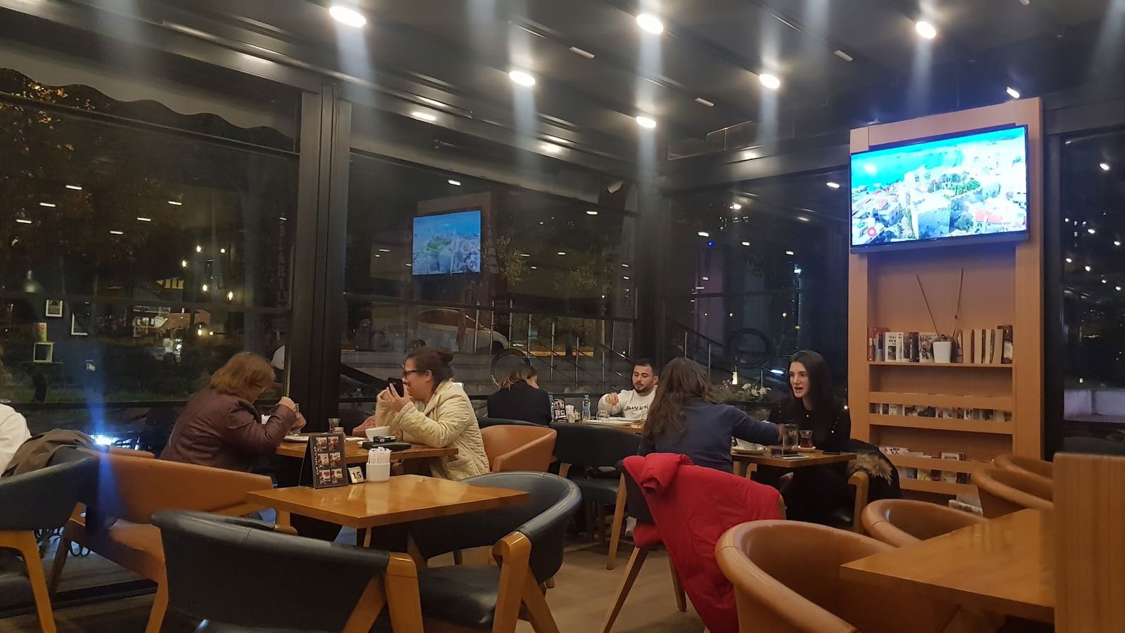 Kahve Teknesi Cafe Restaurant Beylikdüzü