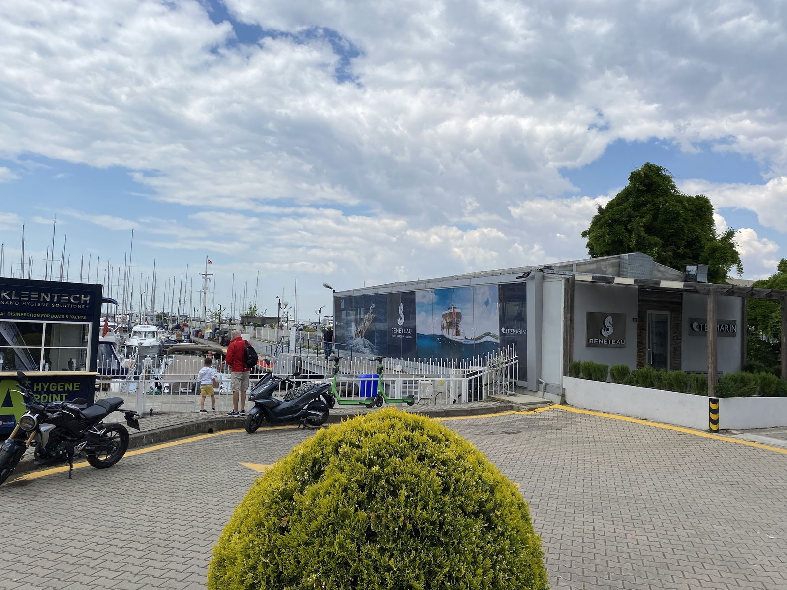 Divan Brasserie Kalamış