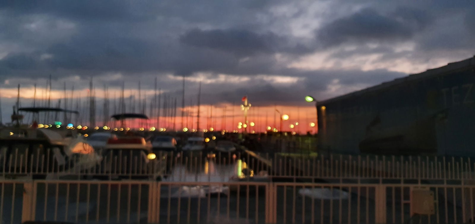 Divan Brasserie Kalamış