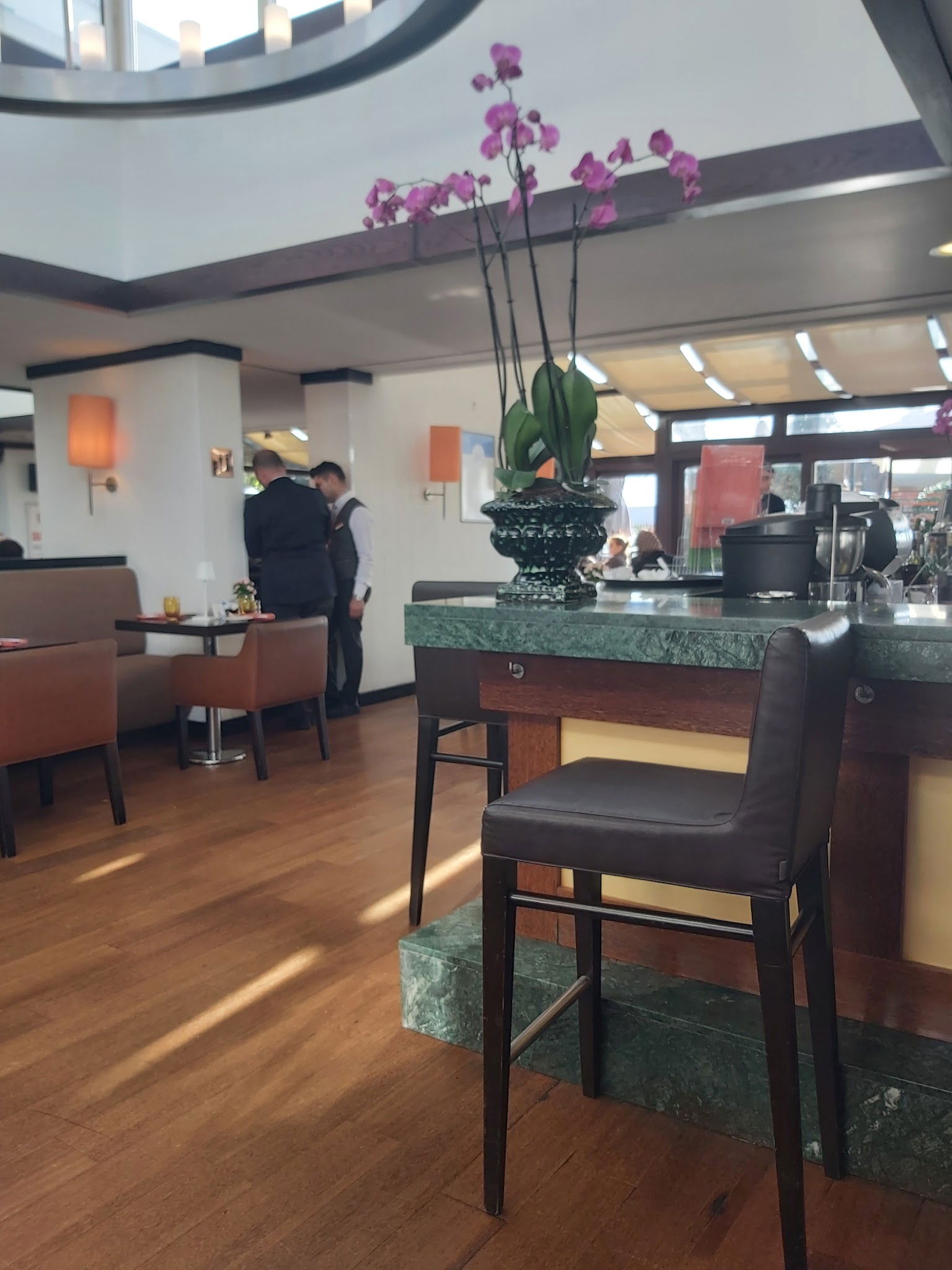 Divan Brasserie Kalamış