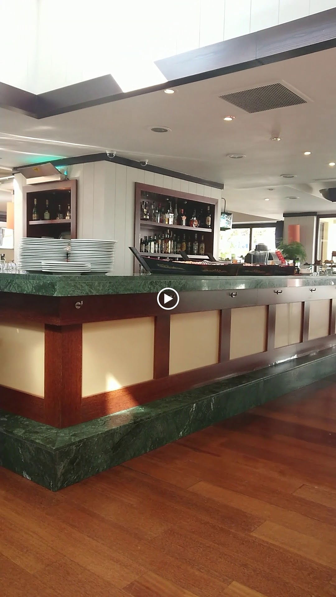 Divan Brasserie Kalamış