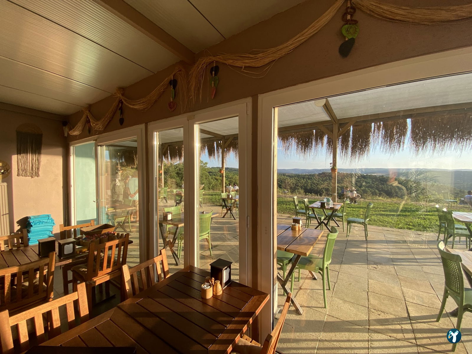 Noor Cafe