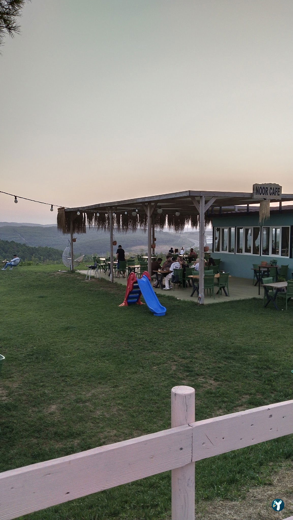 Noor Cafe