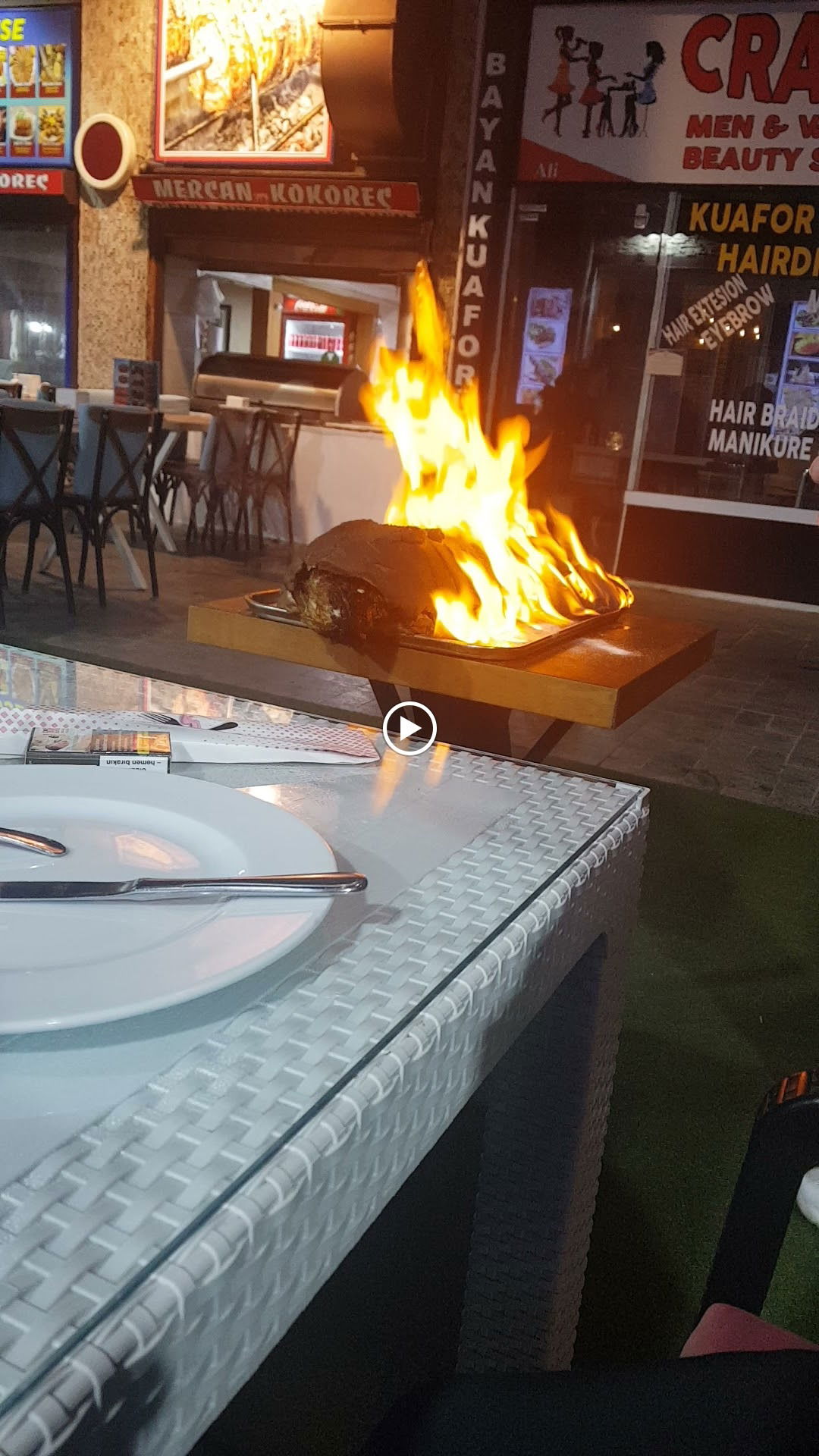 Kalei̇çi̇ Şampi̇yon Restaurant