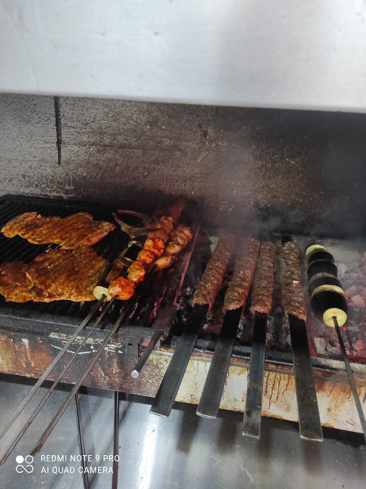 Kalei̇çi̇ Şampi̇yon Restaurant