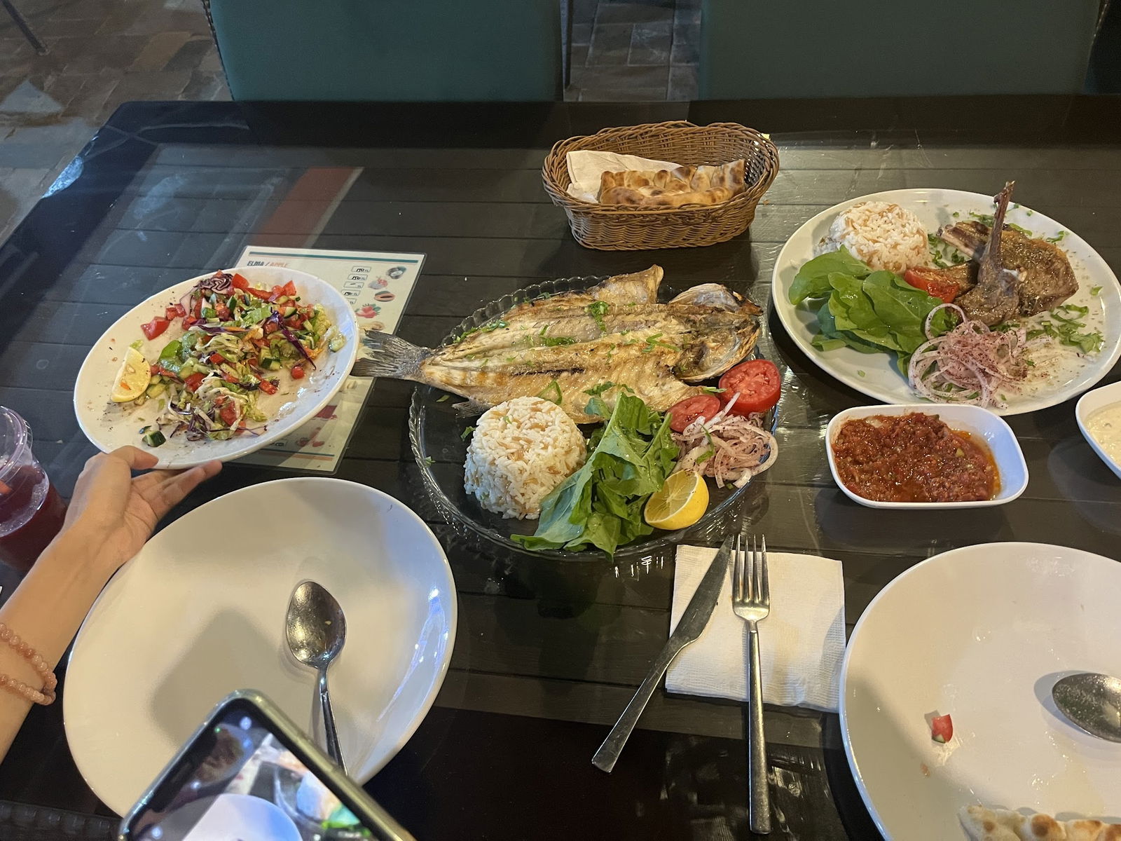 Kalei̇çi̇ Şampi̇yon Restaurant