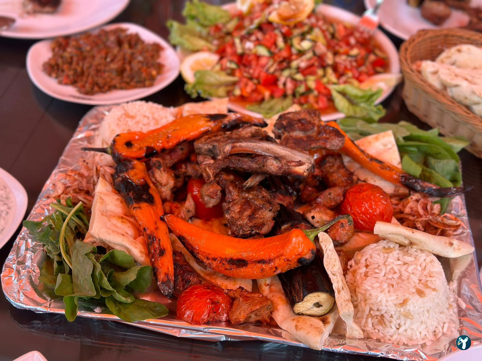 Kalei̇çi̇ Şampi̇yon Restaurant