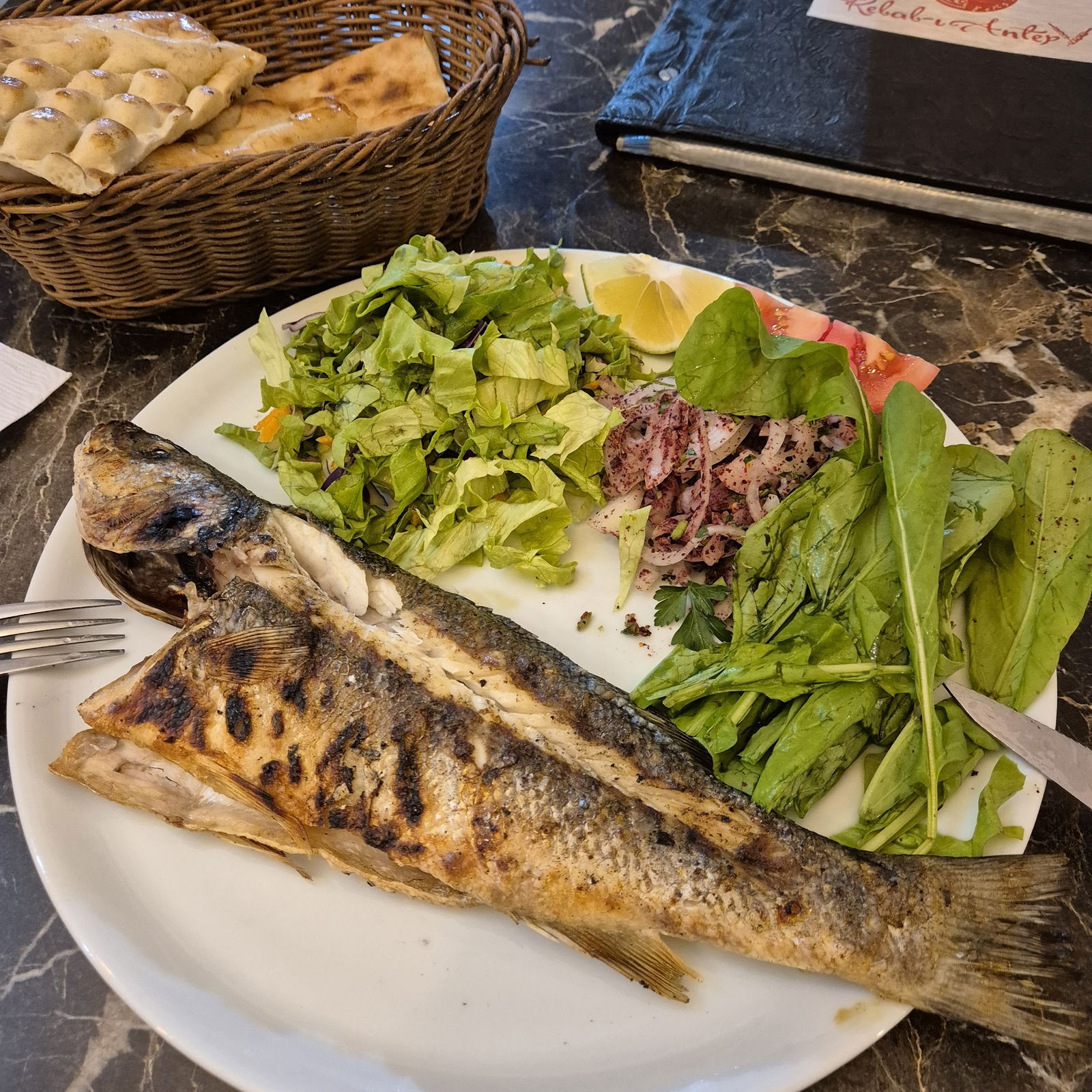 Kalei̇çi̇ Şampi̇yon Restaurant