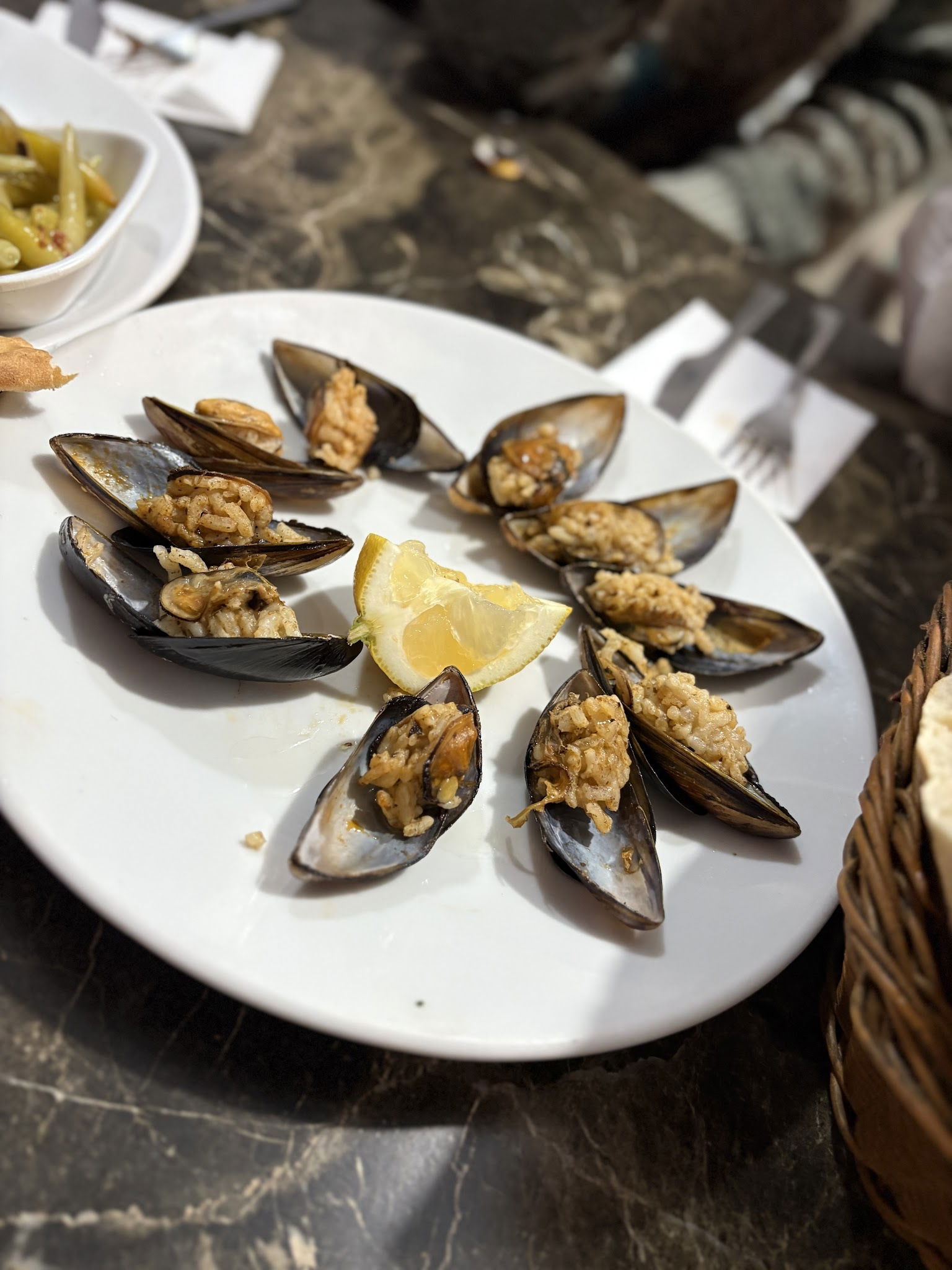 Kalei̇çi̇ Şampi̇yon Restaurant