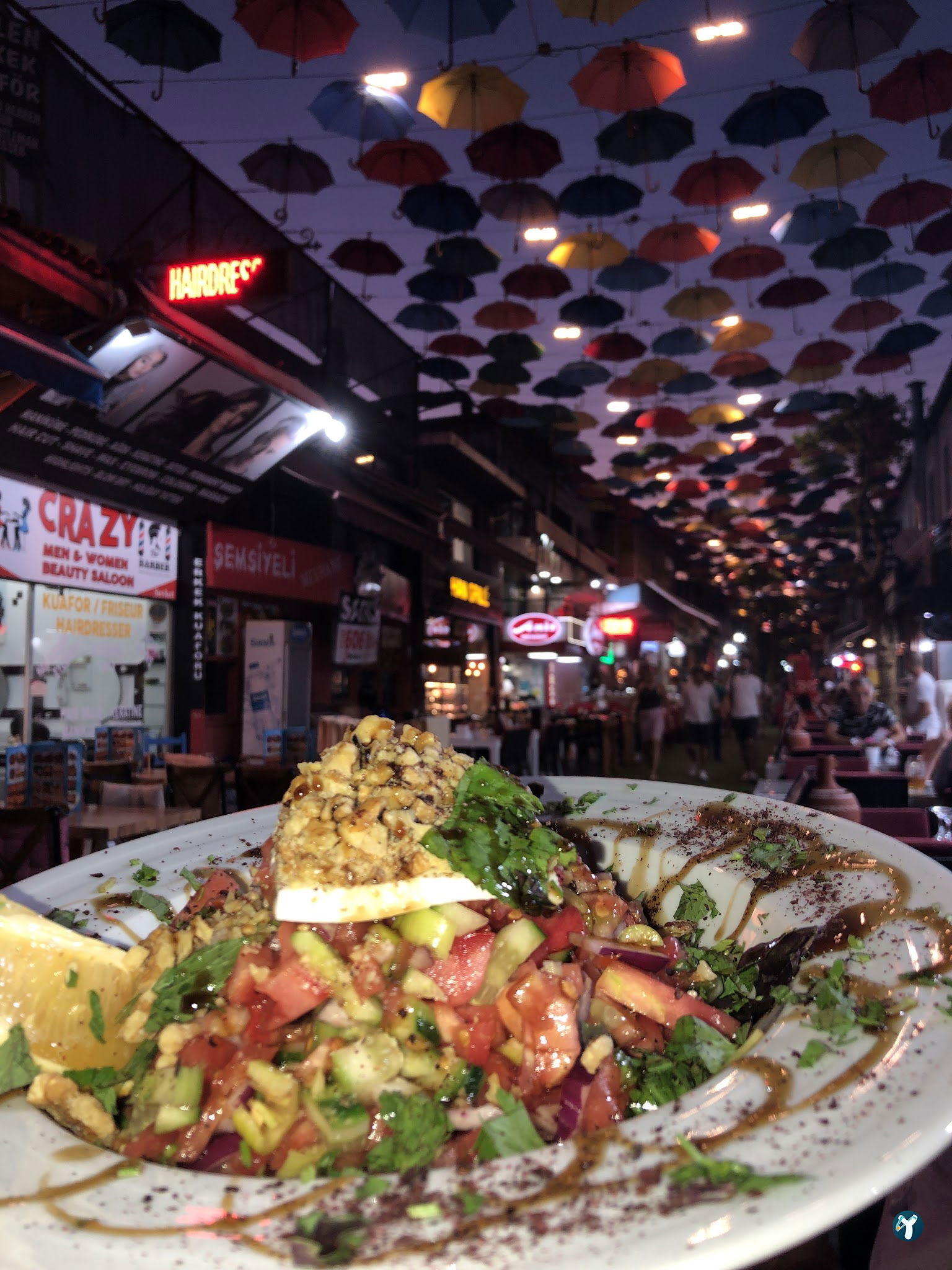 Kalei̇çi̇ Şampi̇yon Restaurant