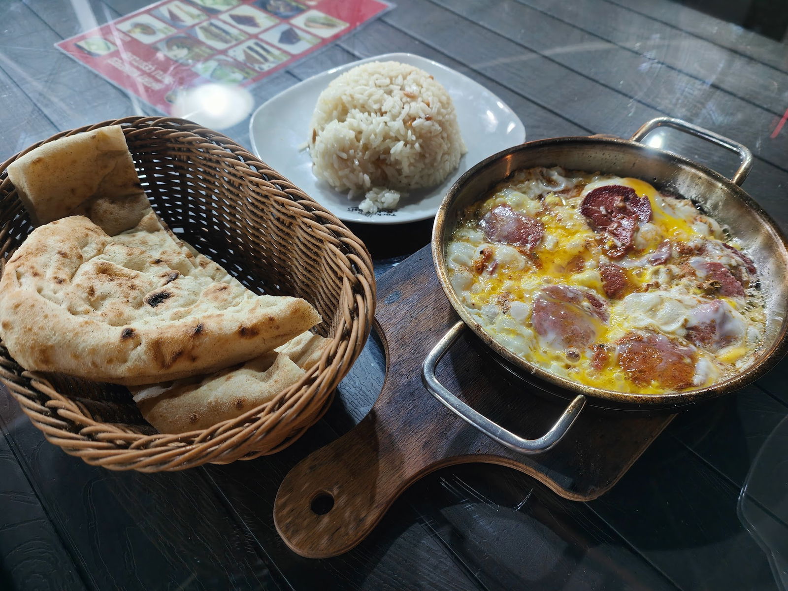 Kalei̇çi̇ Şampi̇yon Restaurant