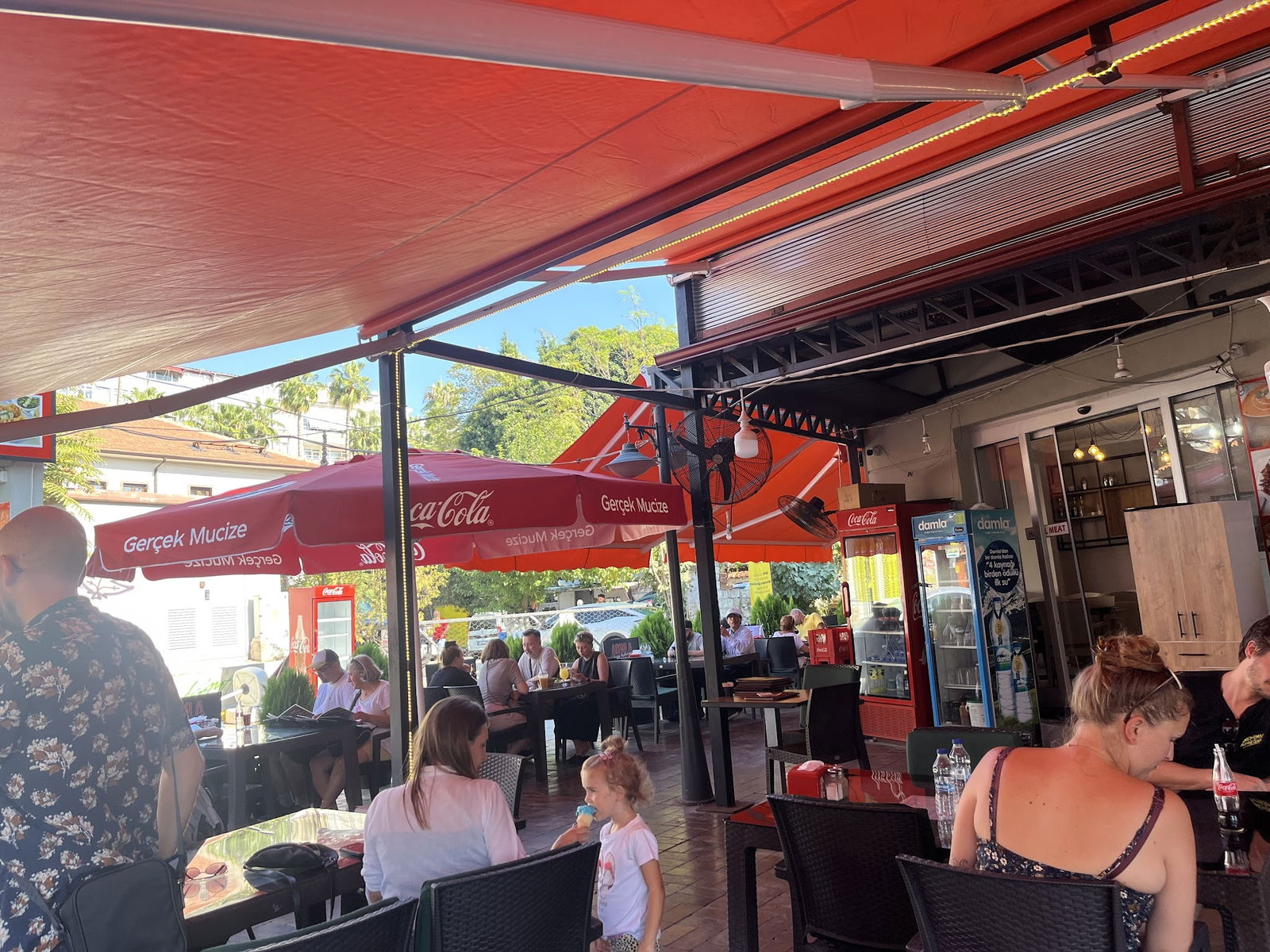 Kalei̇çi̇ Şampi̇yon Restaurant