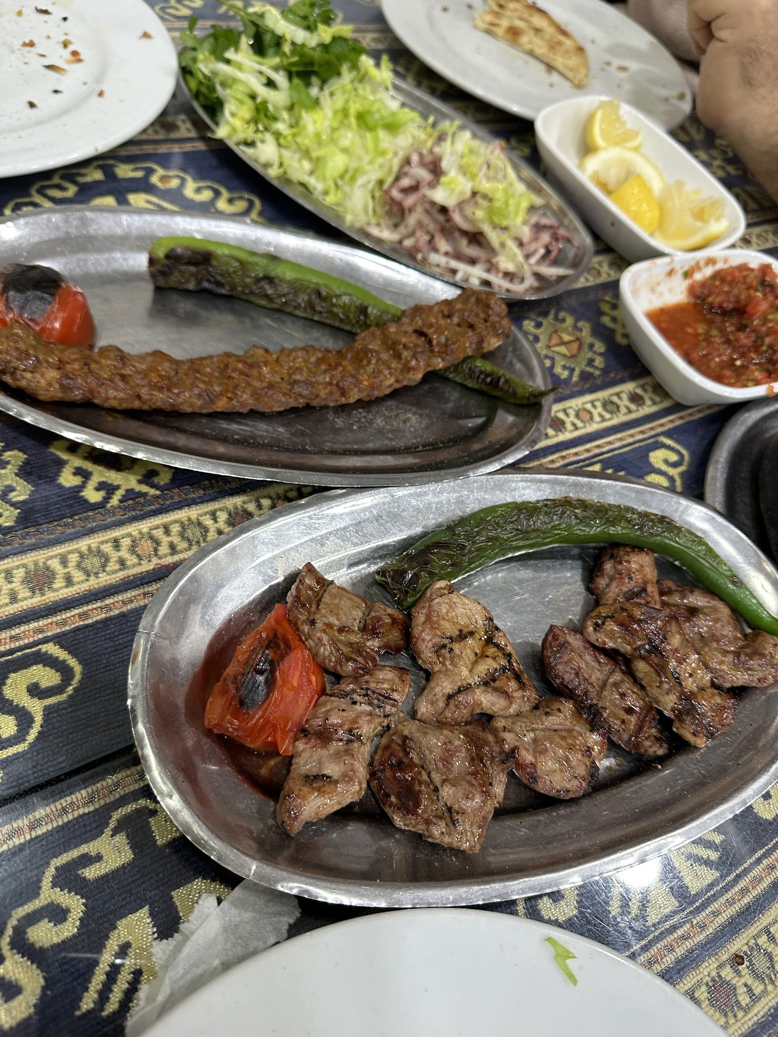 Şeyhmuz Kebap Salonu