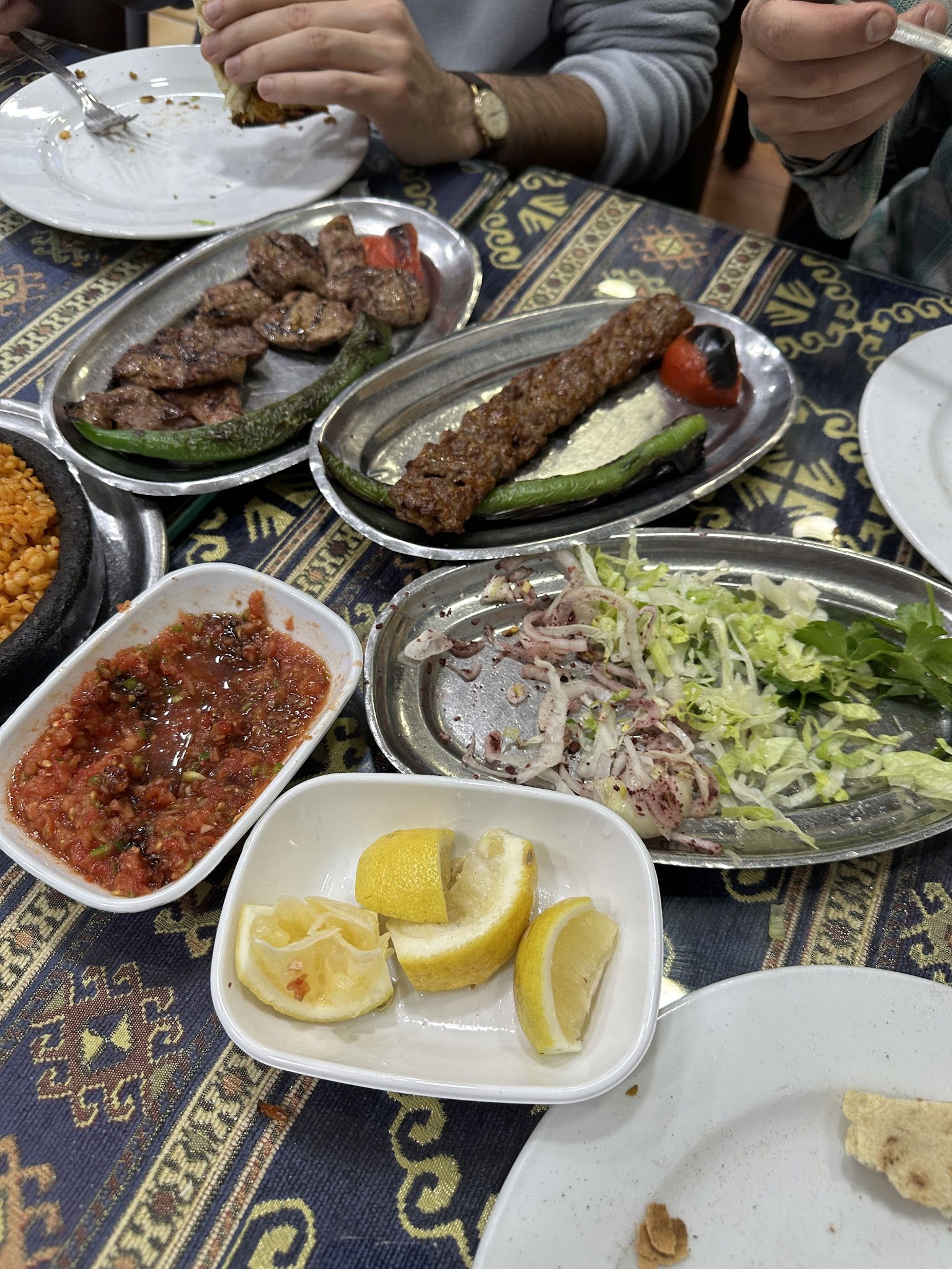 Şeyhmuz Kebap Salonu