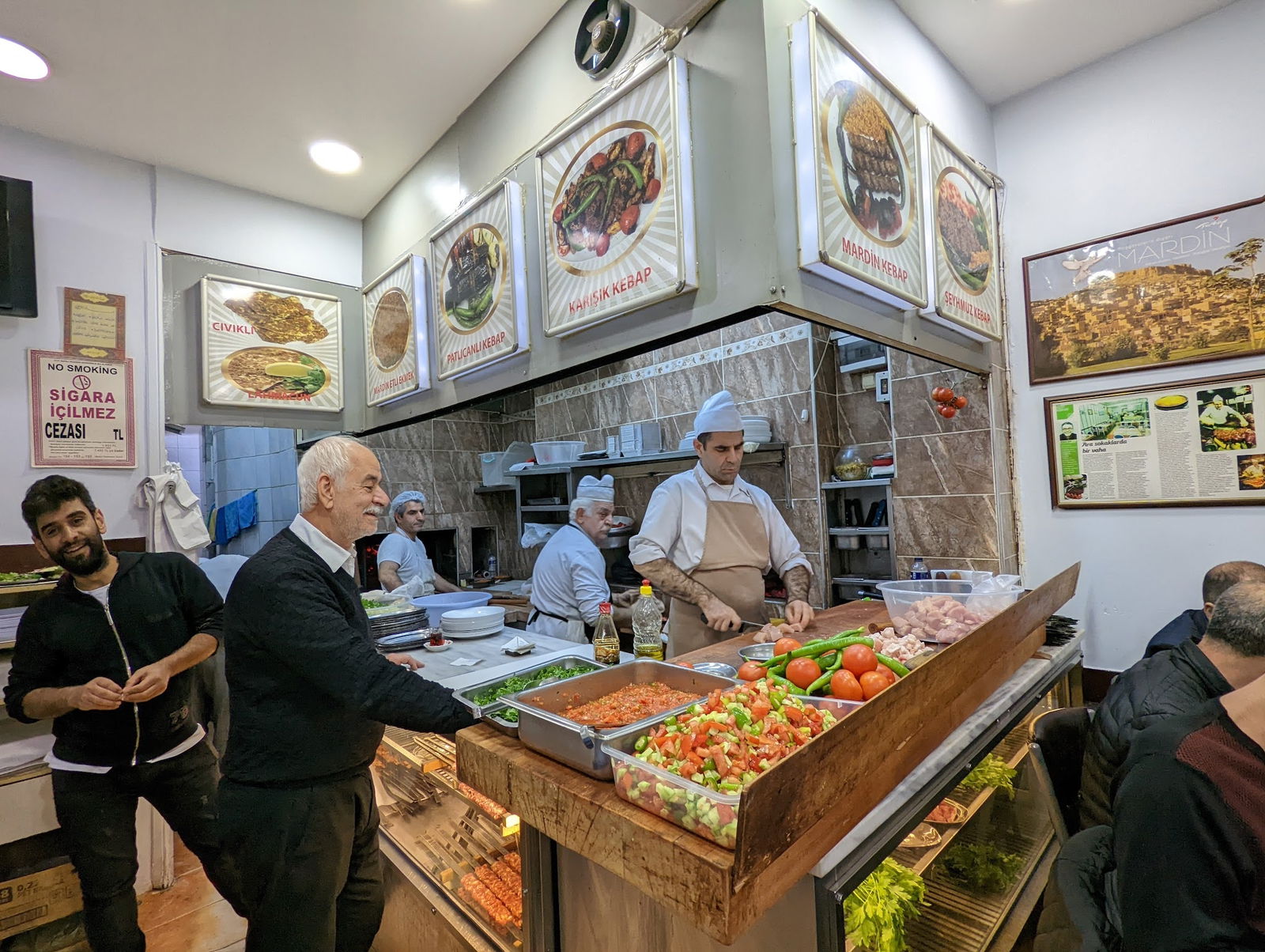 Şeyhmuz Kebap Salonu