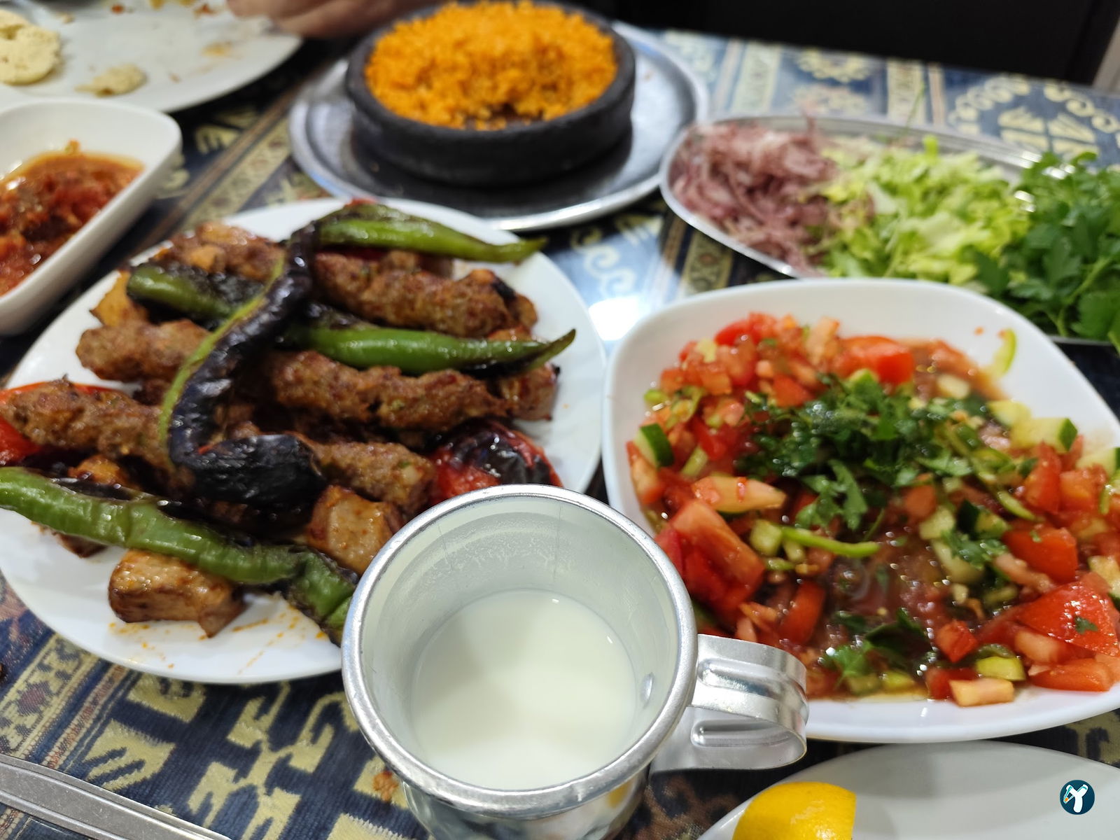 Şeyhmuz Kebap Salonu