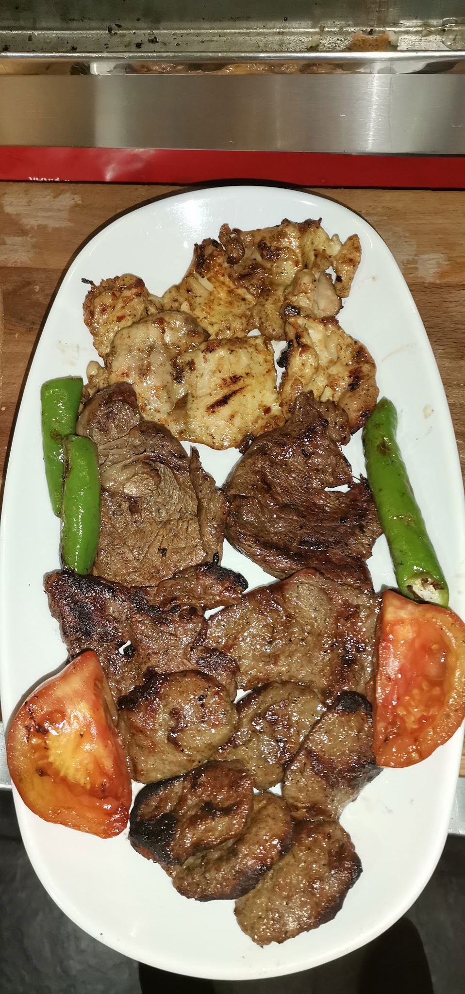 Ki̇rvem Köfte Kokoreç Mi̇dye