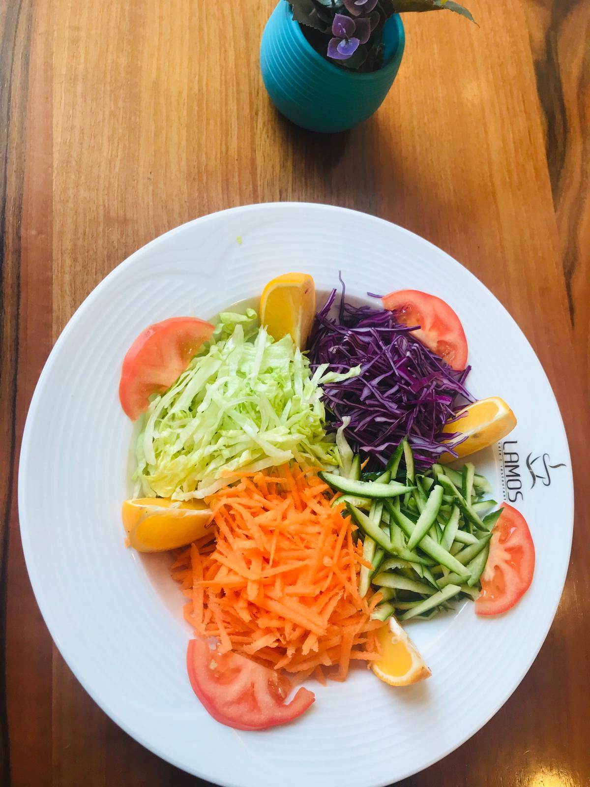 Lamos Cafe & Restaurant