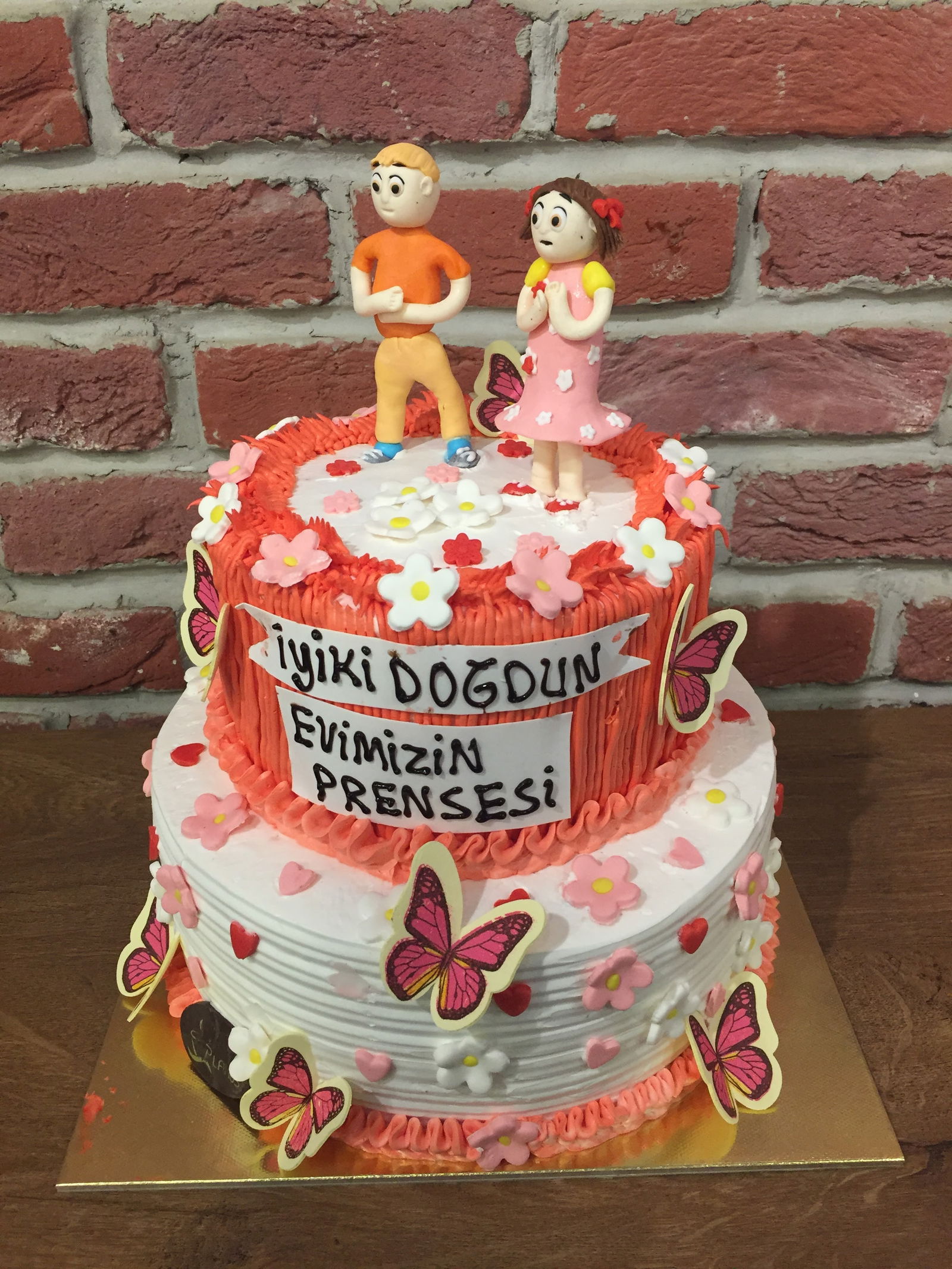 Lamos Cafe & Restaurant