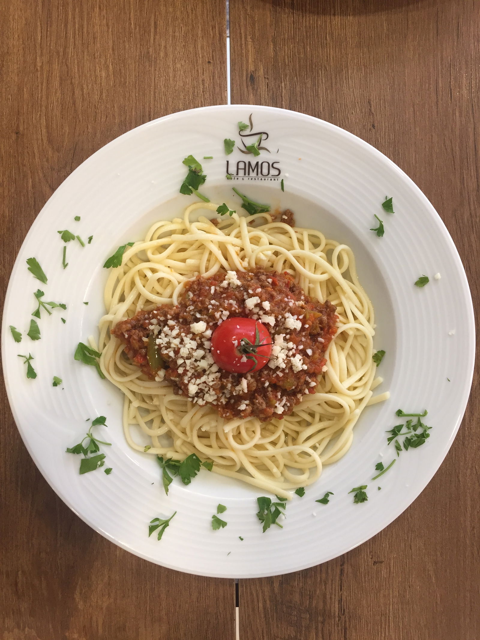 Lamos Cafe & Restaurant