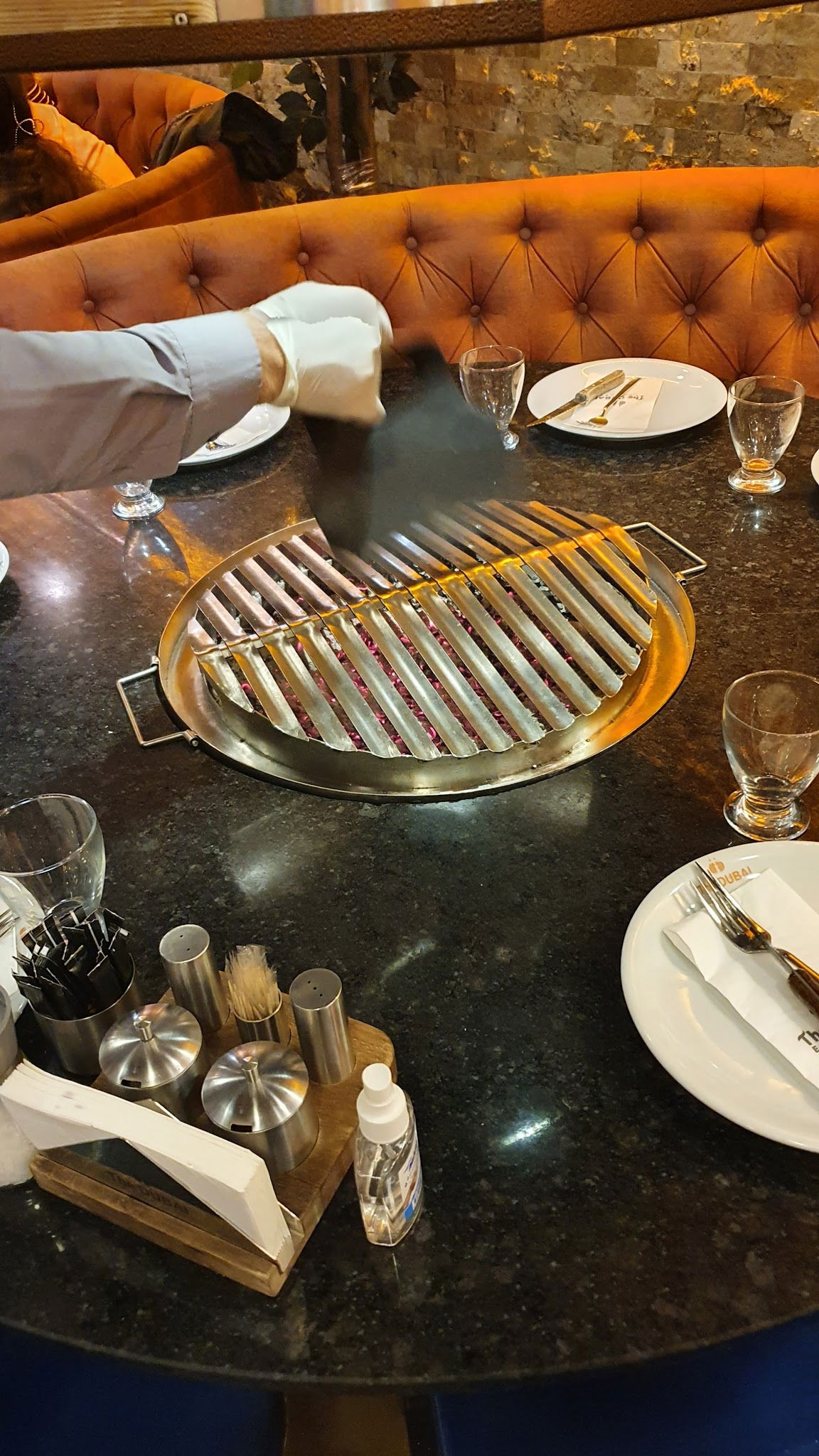 The Dubai Et Ve Mangal