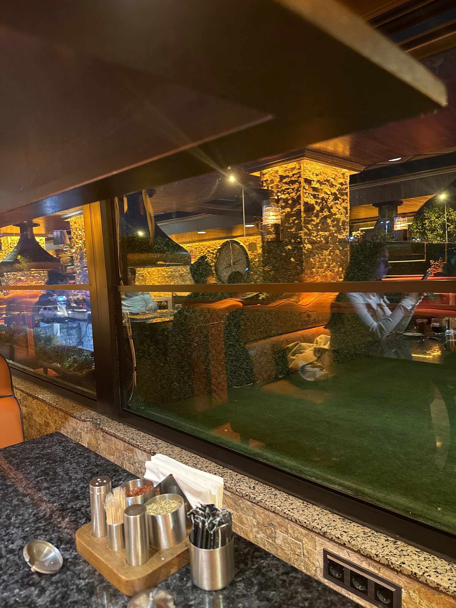 The Dubai Et Ve Mangal