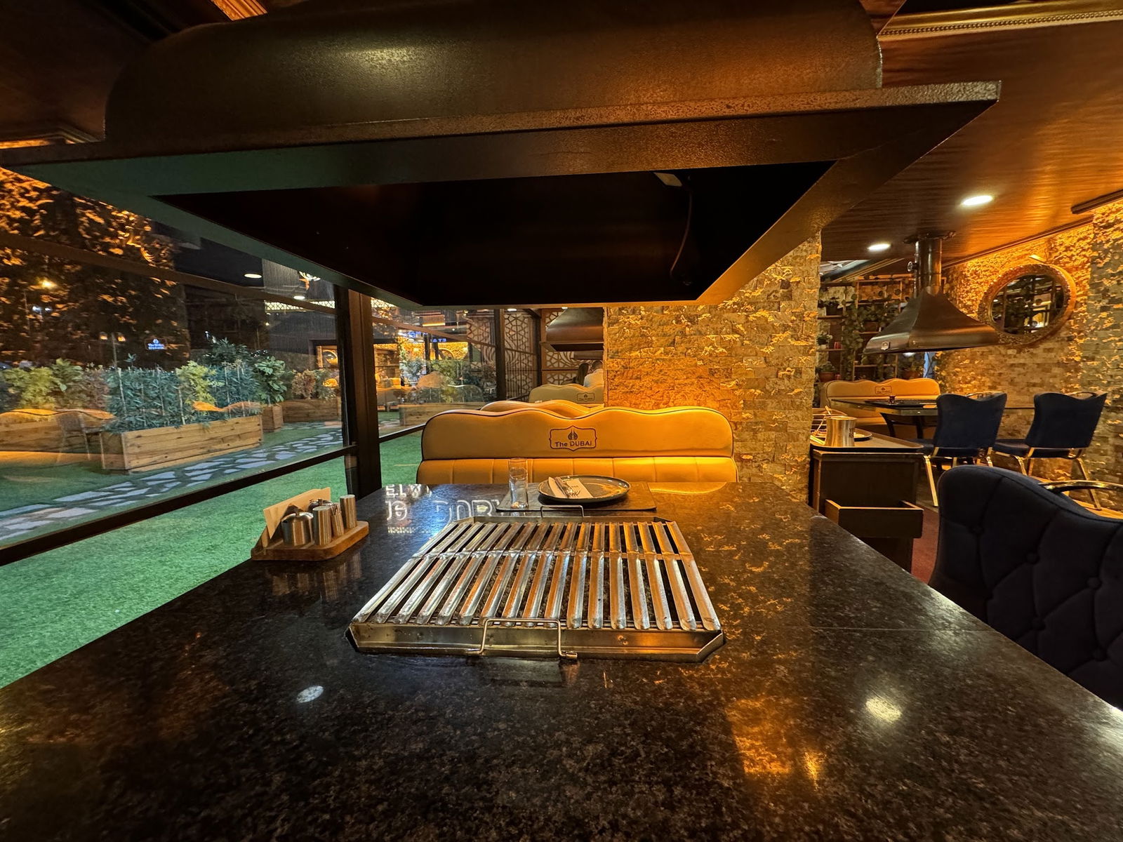 The Dubai Et Ve Mangal