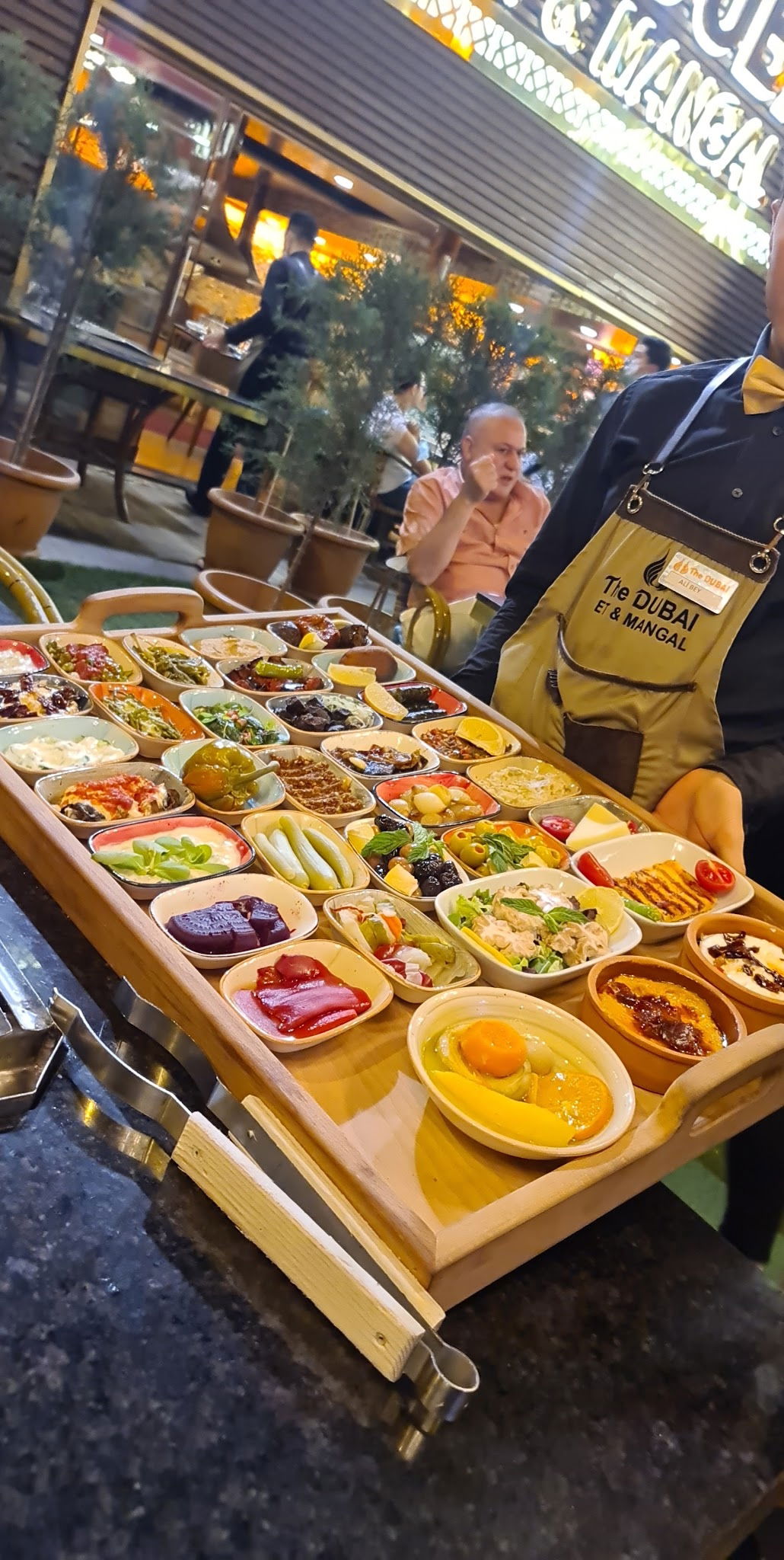 The Dubai Et Ve Mangal