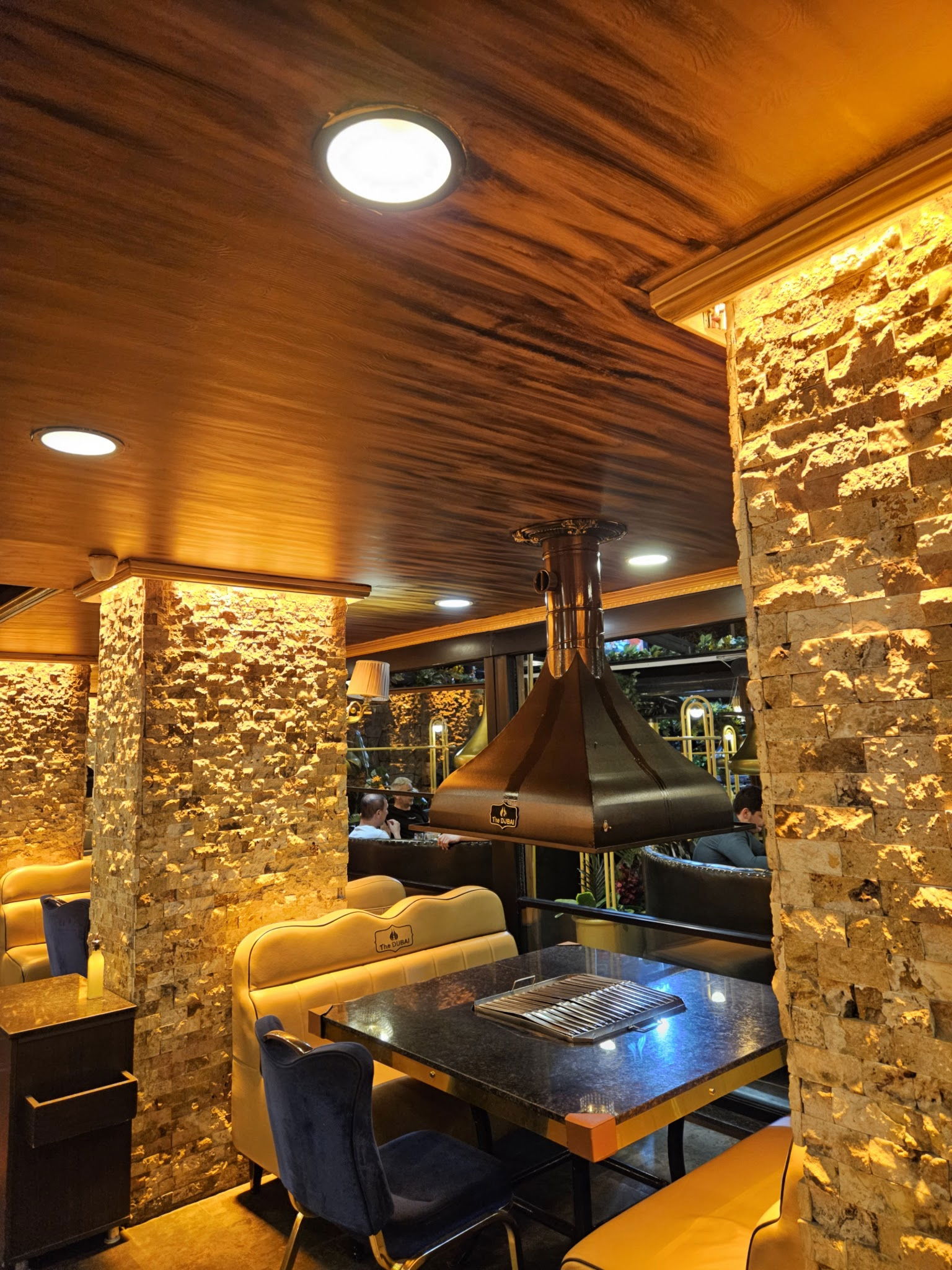 The Dubai Et Ve Mangal