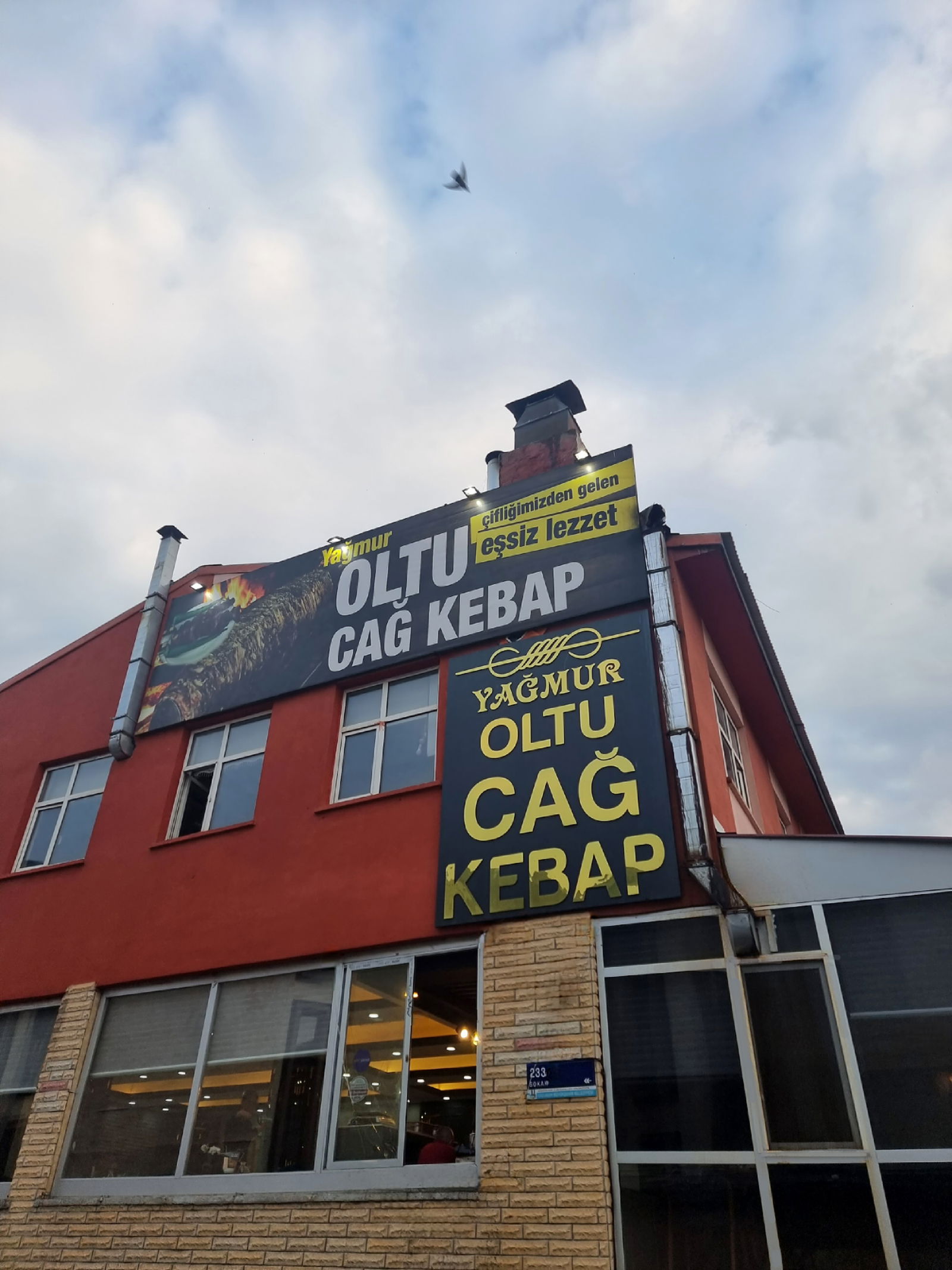 Yağmur Oltu Cağ Kebap Salonu