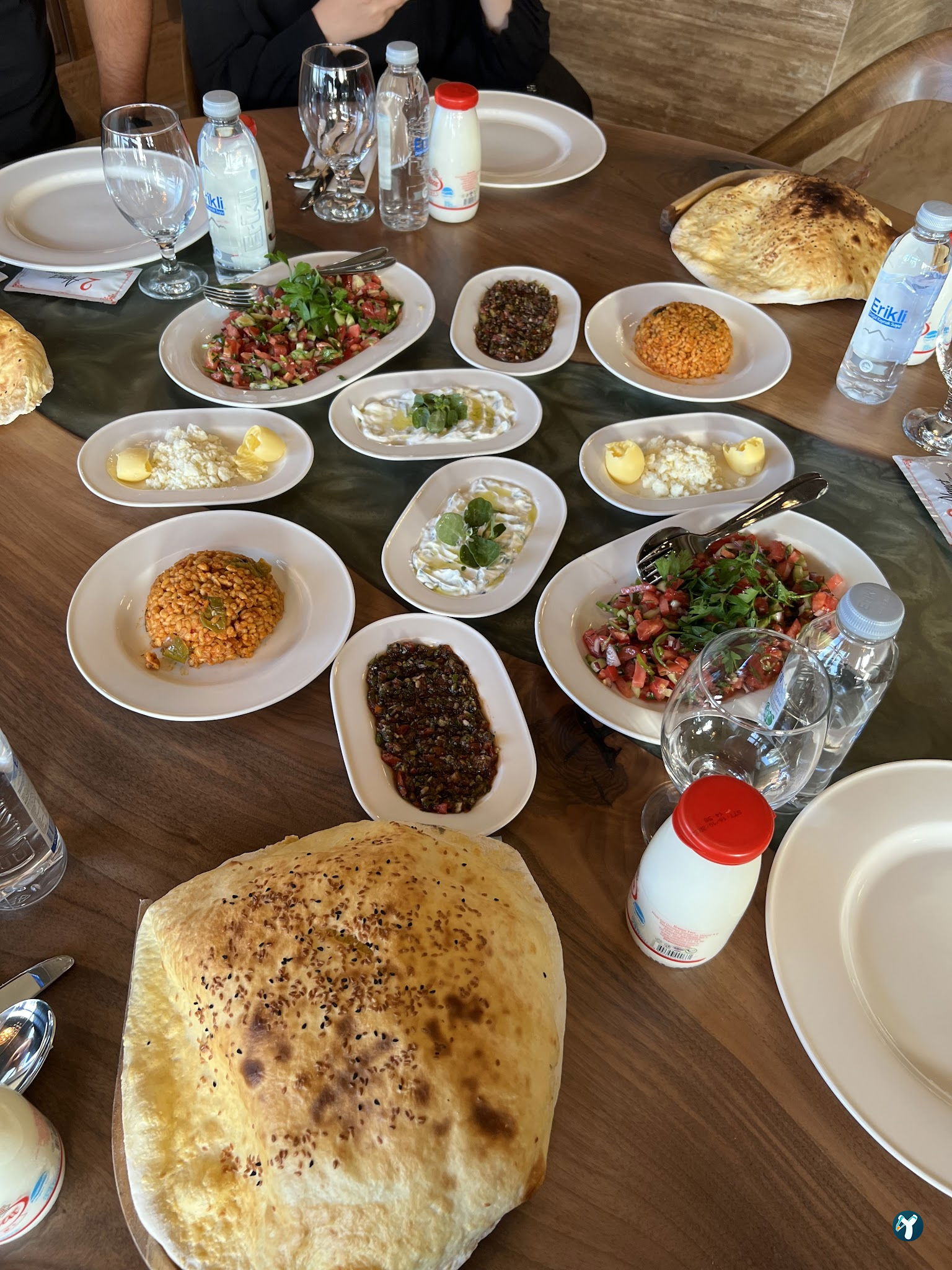 2 Ahmet Restaurant