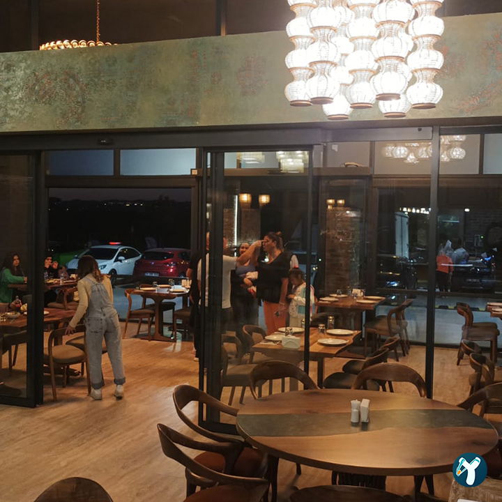2 Ahmet Restaurant