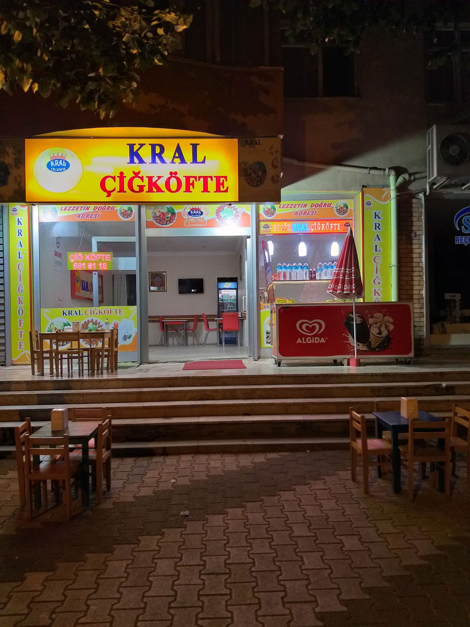 Kral Çiğköfte Samandıra