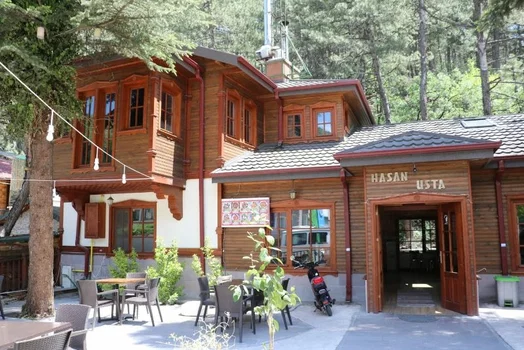 Hasan Usta (Yerli Köfte) resimleri