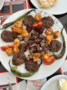 Hasan Usta (Yerli Köfte) resimleri