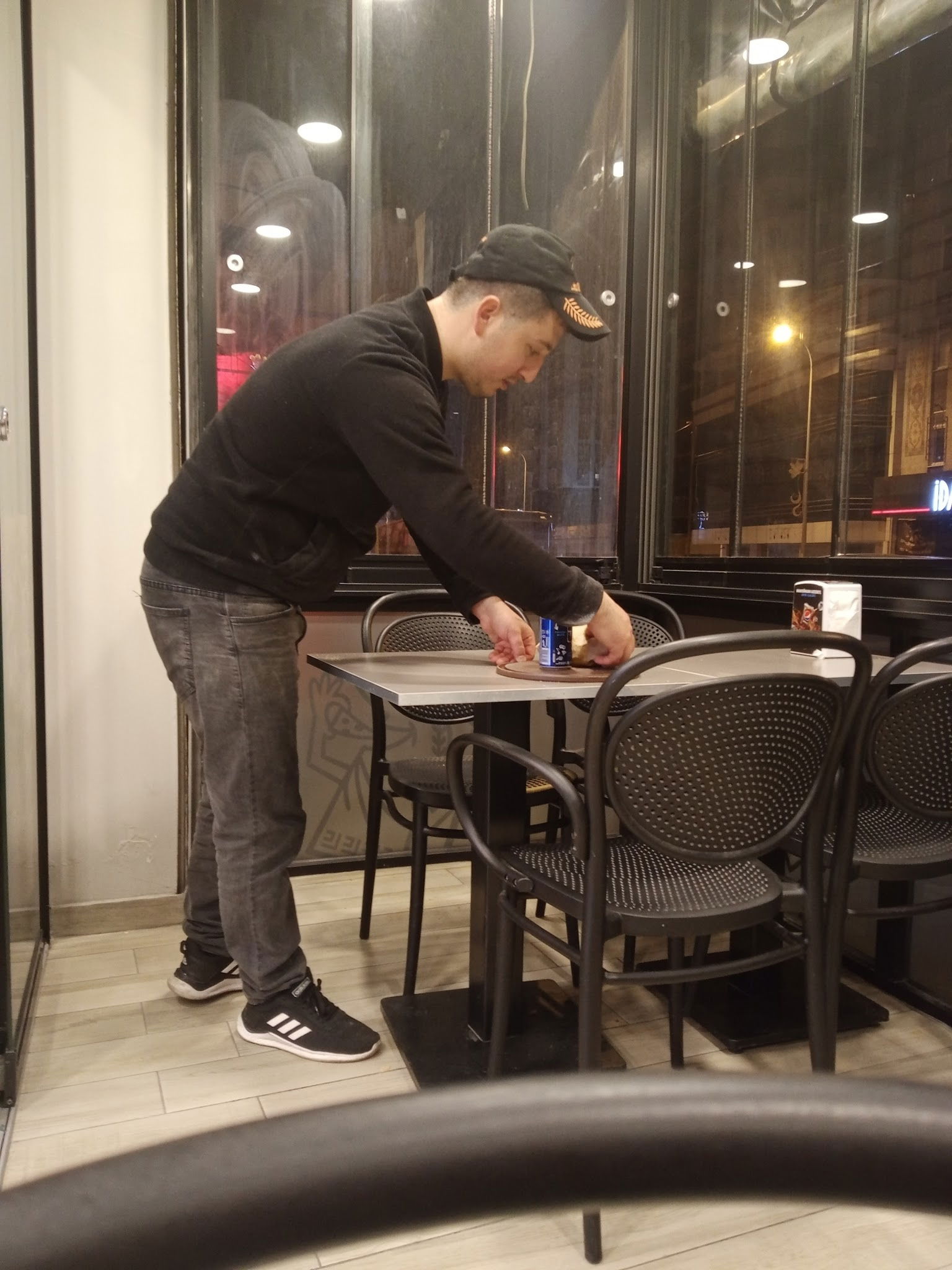 Little Caesars Sultanbeyli Şubesi