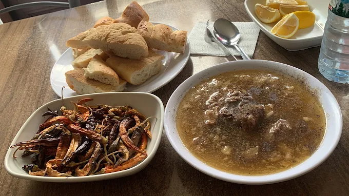 Çavuş ‘ Un Yeri Meşhur Muğla Kebabı Ve Köftesi