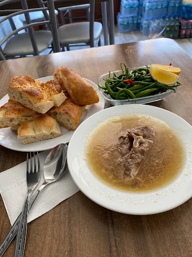 Çavuş ‘ Un Yeri Meşhur Muğla Kebabı Ve Köftesi