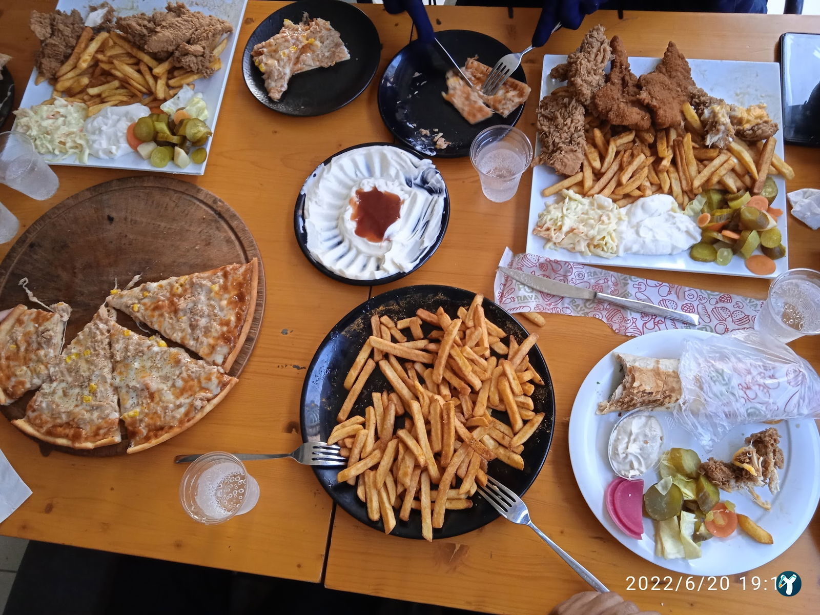Raya Restaurant