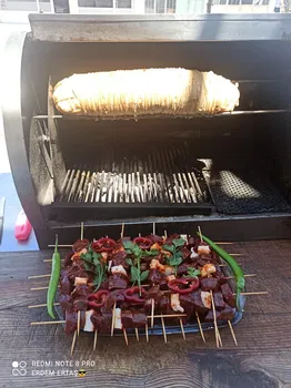 Erdem Kokoreç resimleri