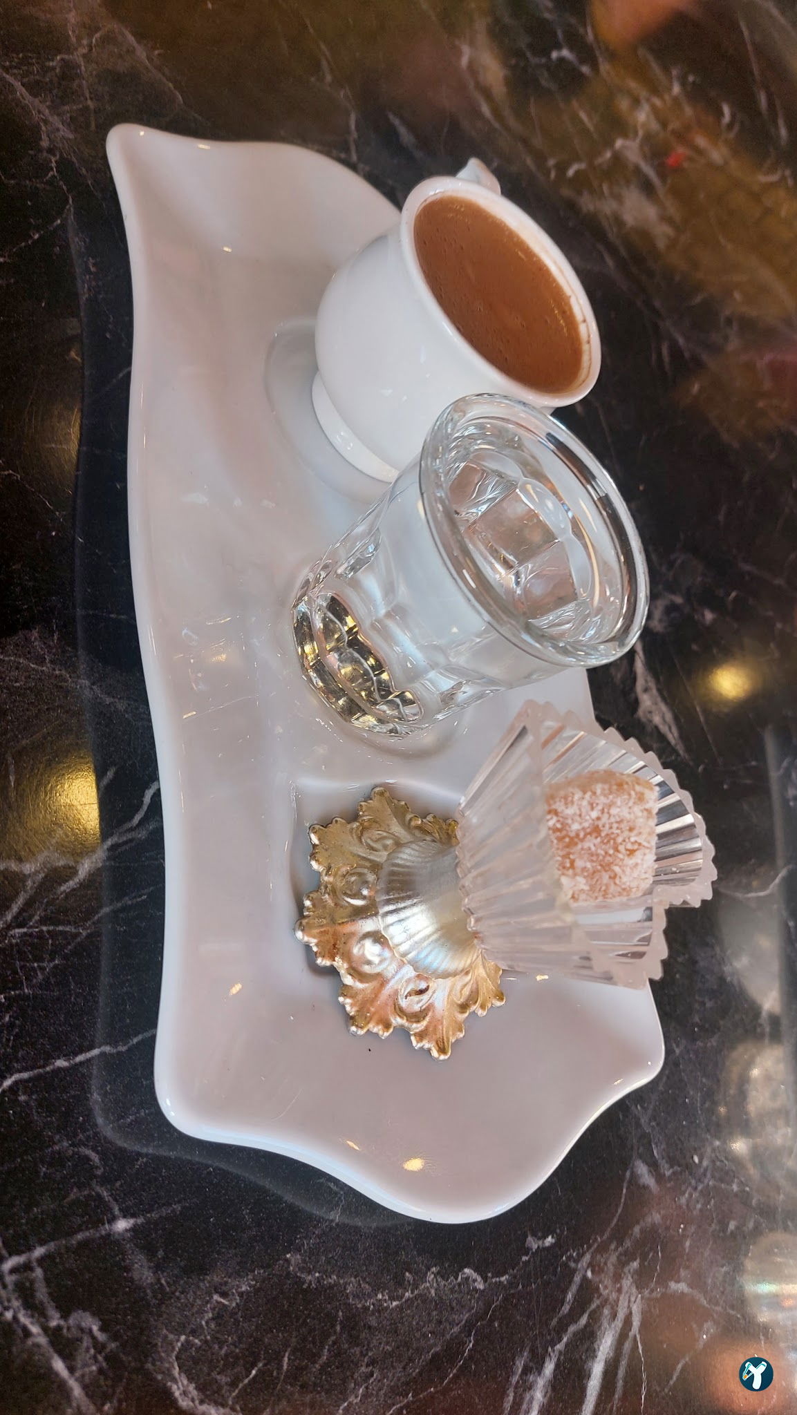 Lavinya Cafe