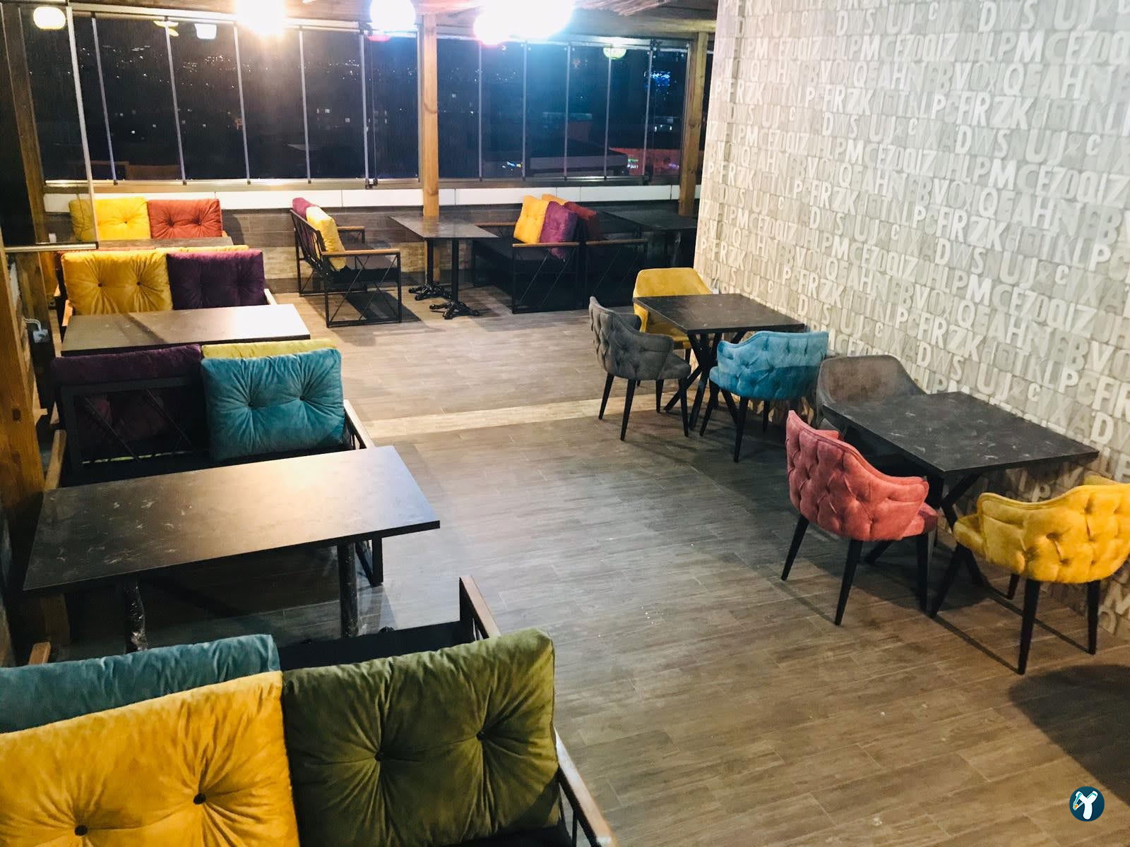 Lavinya Cafe