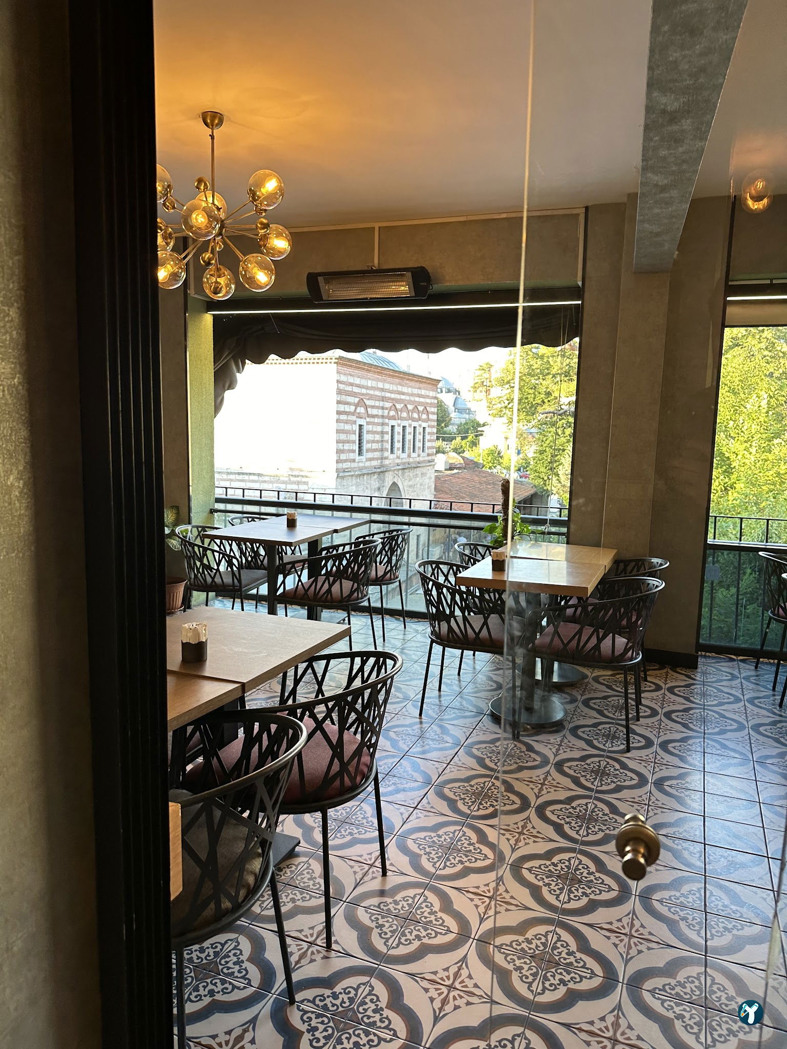 Hemhal Cafe