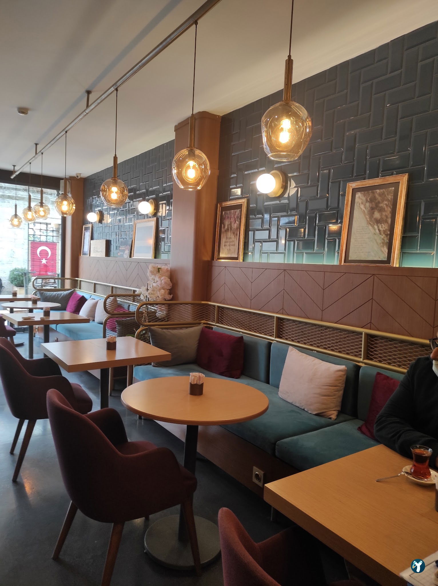 Hemhal Cafe
